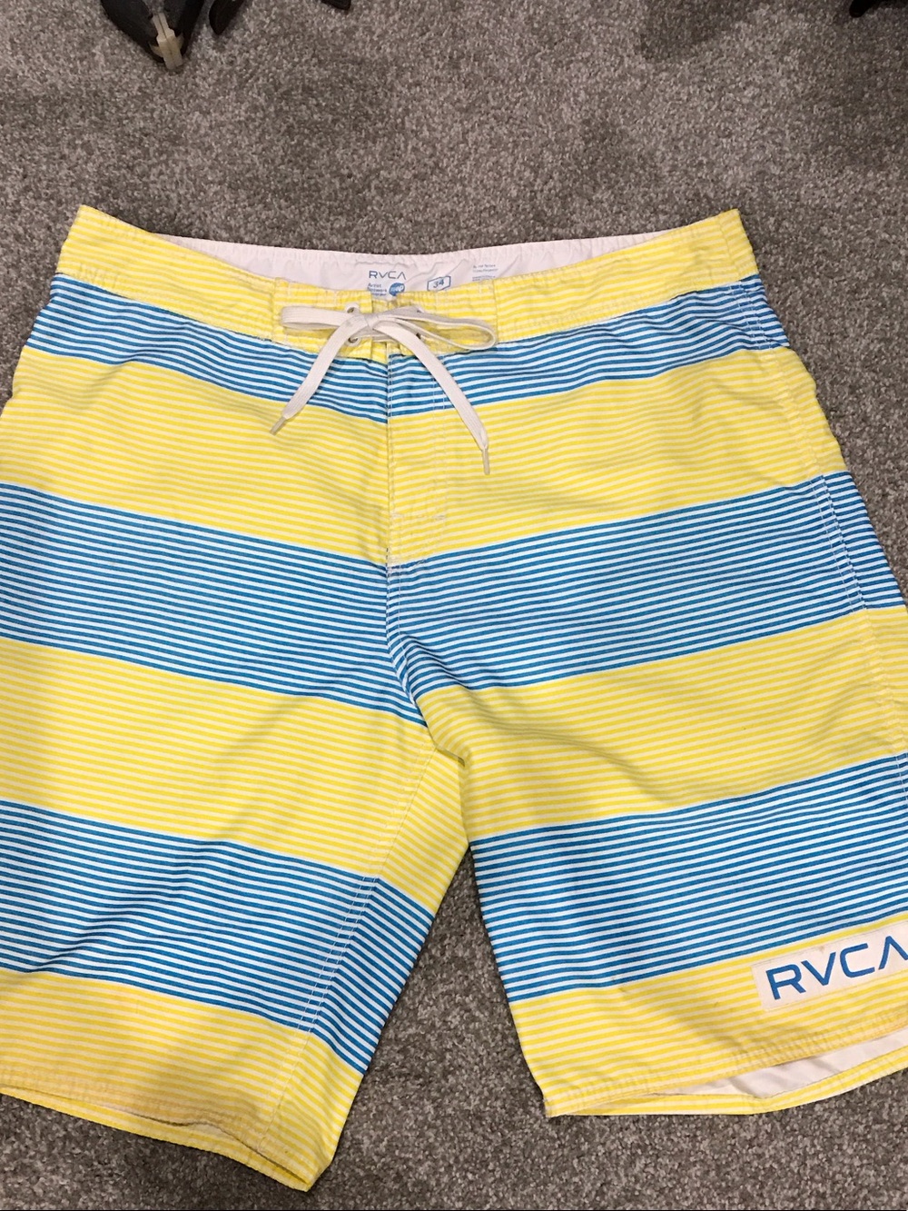 RVCA Men’s Boys Yellow and Light Blue Striped Swim Shorts Size 34